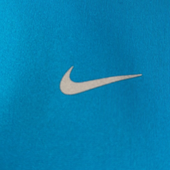 Nike long sleeve dri fit quarter zip up in size medium - Picture 6 of 11